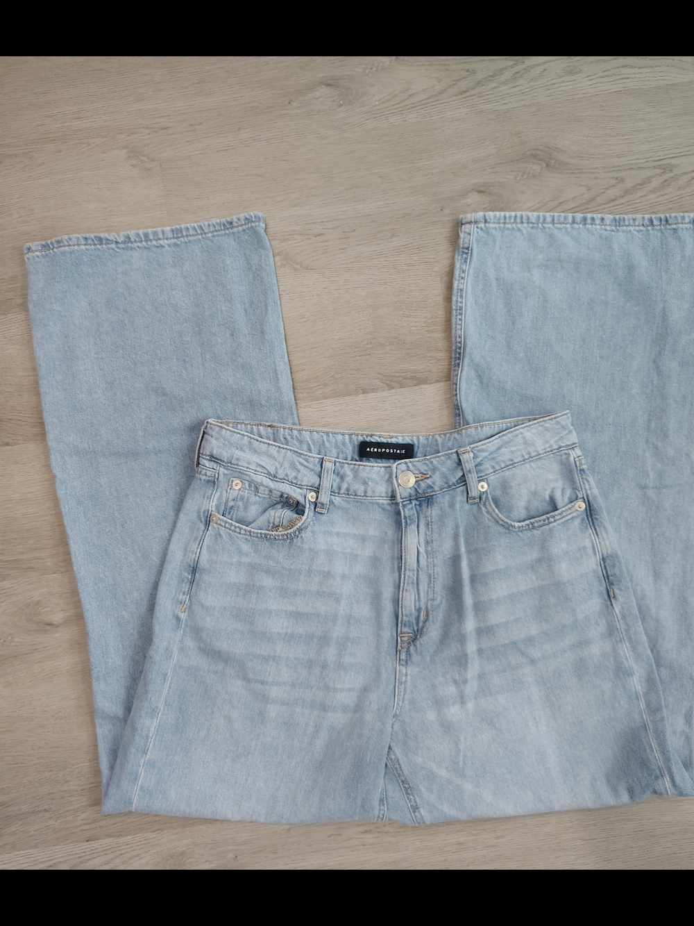 Aeropostale Pale Blue Wide-Leg Jeans. Size 12 Waist - 32 Inches - Picture 6 of 10